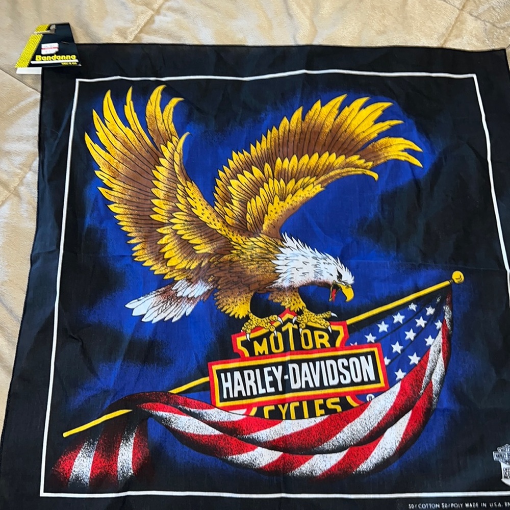 Vintage NWT Official Harley Davidson Eagle bandanna 21.5” square